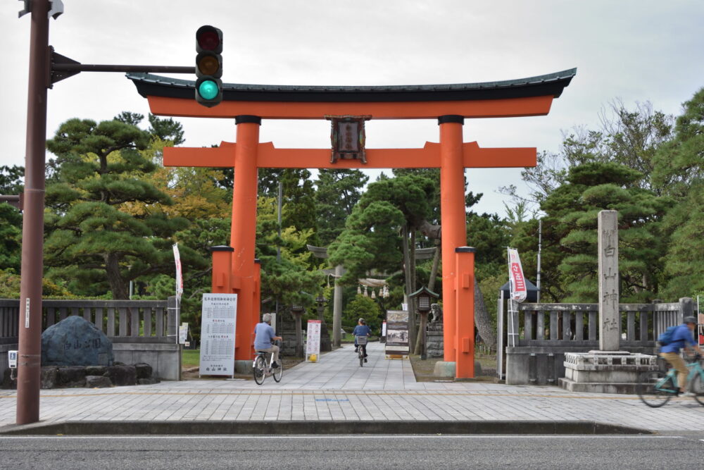 パワーを充電！噂のパワースポット巡り：白山神社（新潟県） | GakiLife